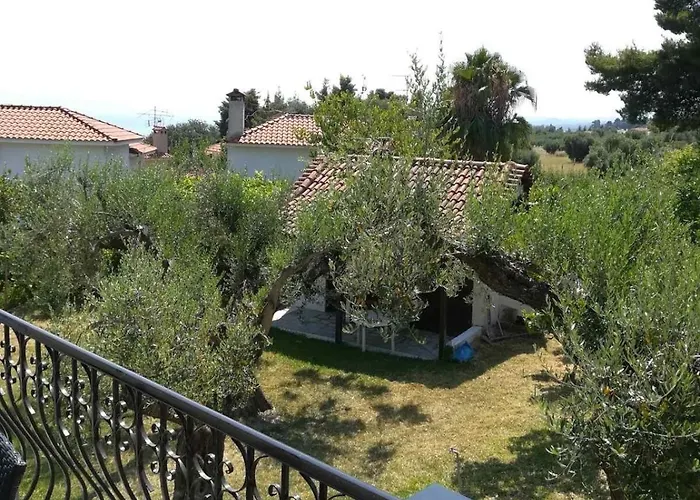 Stylish Bedsit Getaway 2 At Kriopighi